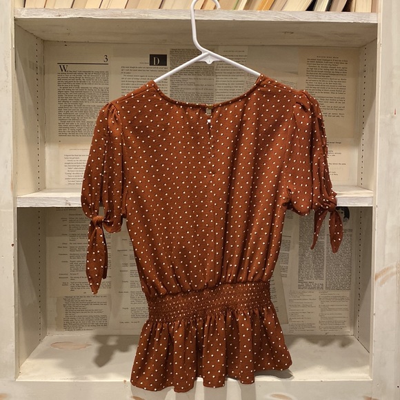 Brown and cream Poka-Dot blouse - Picture 2 of 4